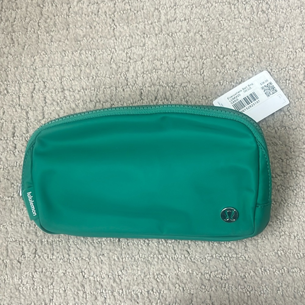 Lululemon belt bag